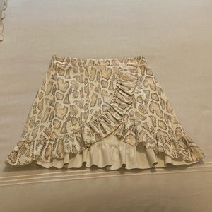 Boutique brand shimmer snakeskin skirt